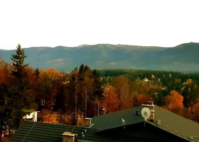 Widok Karkonosze シクラルスカ・ポレンバ